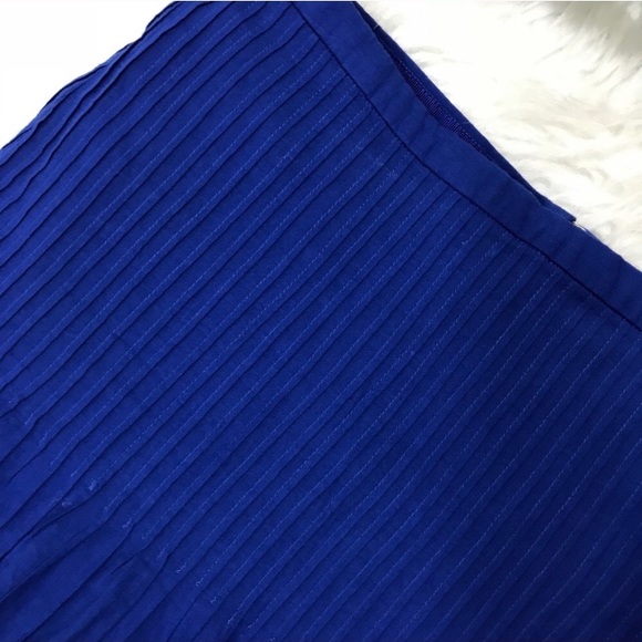 J.Crew Blue Eyelet Floral Scalloped Hem Mini Skirt - Picture 4 of 8